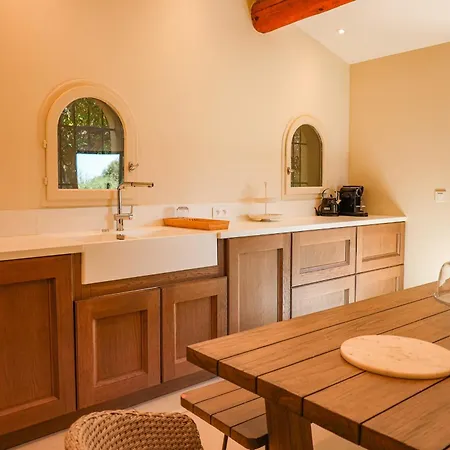 Casta Joia Di Cirendinu Villa