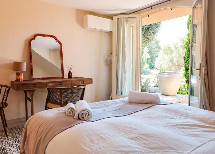 Vila Casta Joia Di Cirendinu *